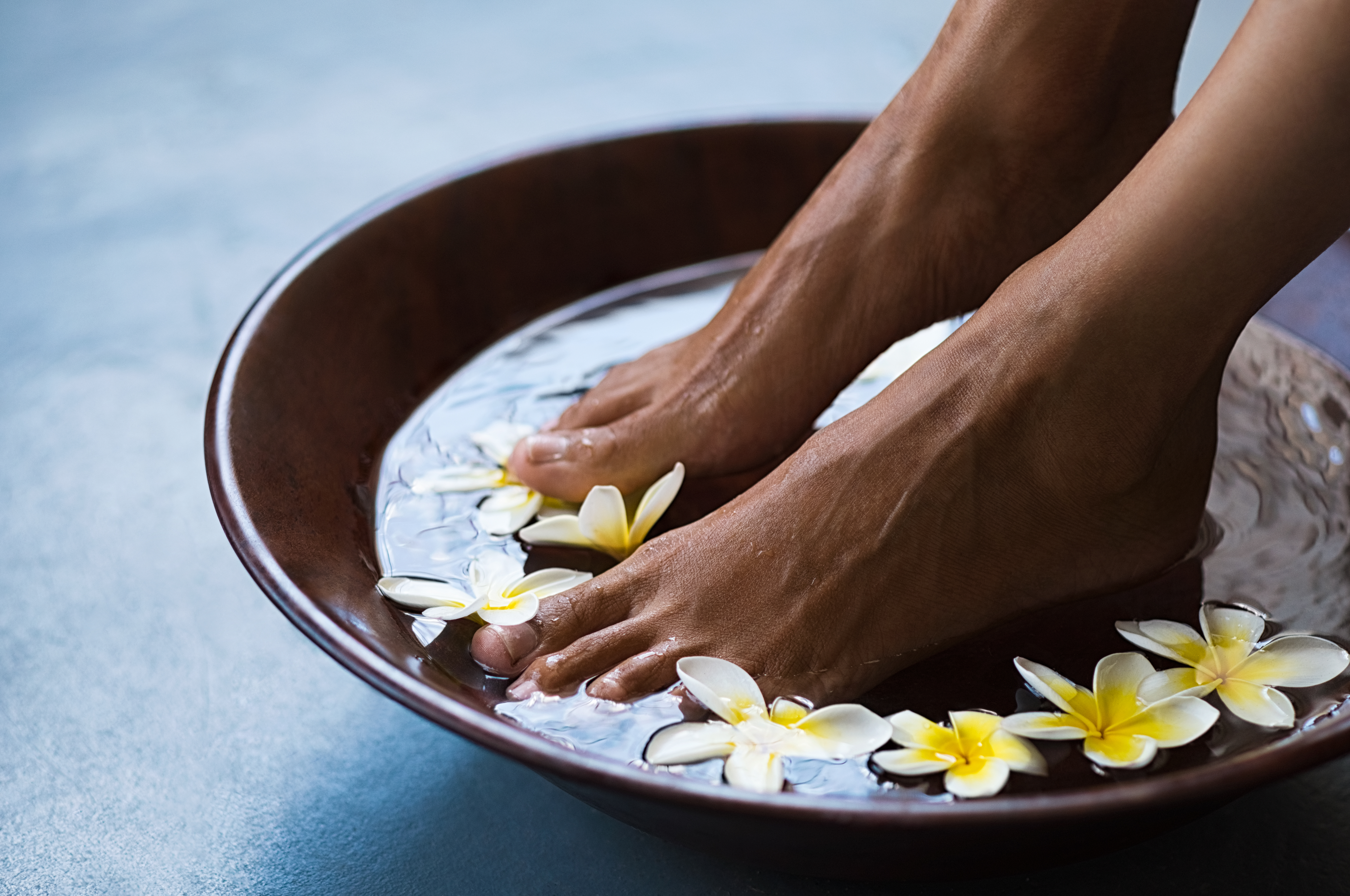 Aromatherapy Foot Deluxe with Finish - Ciao Bella Salon and Spa, Islamorada, Florida Keys - Foot Treatment - Foot Care - Foot Spa