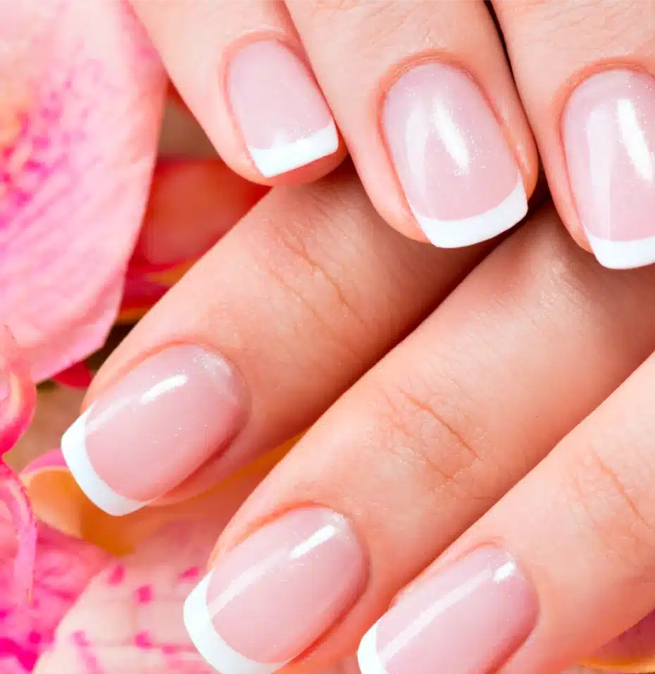 FRENCH MANICURE