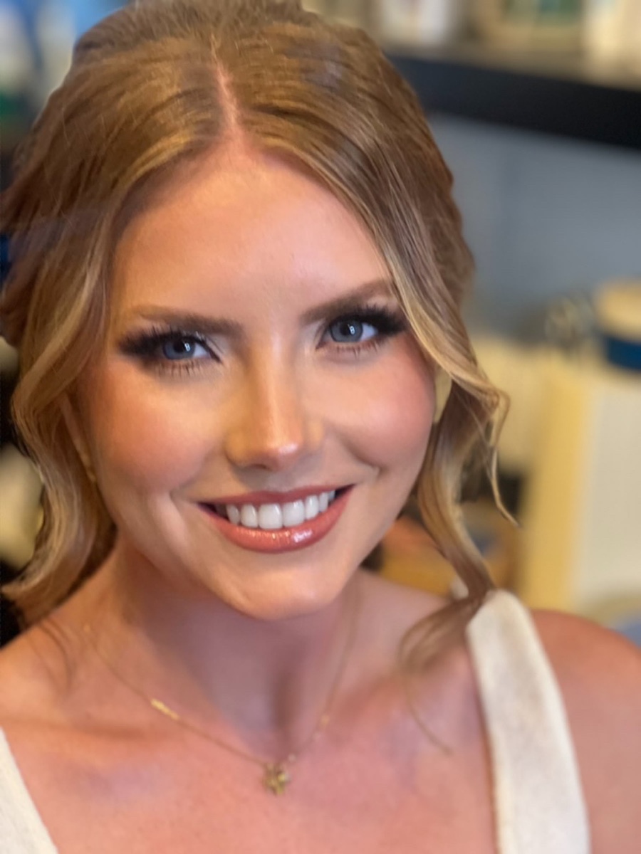 After: Bridal Services at Ciao Bella Salon and Day Spa in Islamorada / Our Transformations: Personalized Bridal Hair and Makeup - Spa and Nail Care for Brides / Best Bridal Services: Hair Styling and Treatments - Relaxing Massage Therapy - Romantic Couples Massage / Group Packages: Bridal Day Retreat - Bridal Yoga Events / Why Choose Ciao Bella for Your Wedding Day: Experienced Bridal Team - Premium Salon and Spa Facilities - Holistic Wellness Approach / Book Your Bridal Appointment