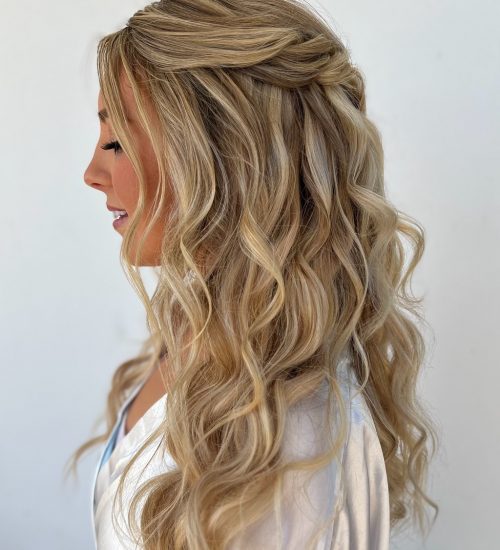 Bridal Services at Ciao Bella Salon and Day Spa in Islamorada / Our Transformations: Personalized Bridal Hair and Makeup - Spa and Nail Care for Brides / Best Bridal Services: Hair Styling and Treatments - Relaxing Massage Therapy - Romantic Couples Massage / Group Packages: Bridal Day Retreat - Bridal Yoga Events / Why Choose Ciao Bella for Your Wedding Day: Experienced Bridal Team - Premium Salon and Spa Facilities - Holistic Wellness Approach / Book Your Bridal Appointment